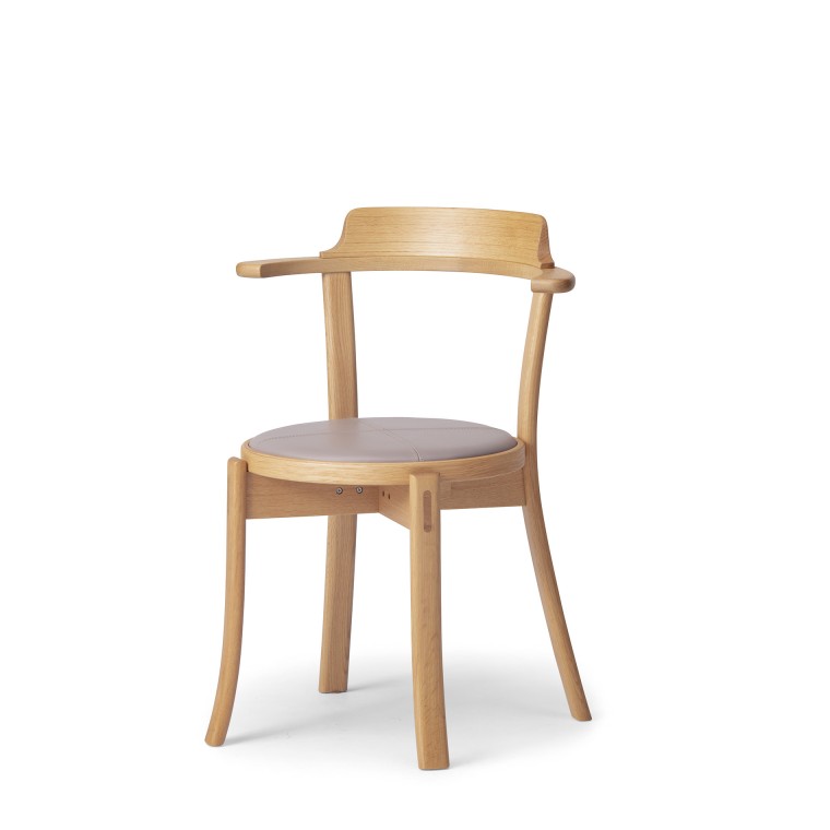 RUNT OM Chair (Upholstered Seat)